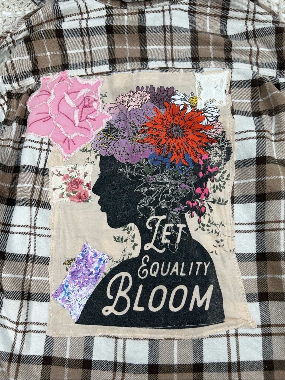 H&M Relaxed Fit Upcycled Flannel Shirt – Women’s Small | Handmade Floral Patchwo - Picture 12 of 13